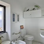 Miralunga La ليريسي