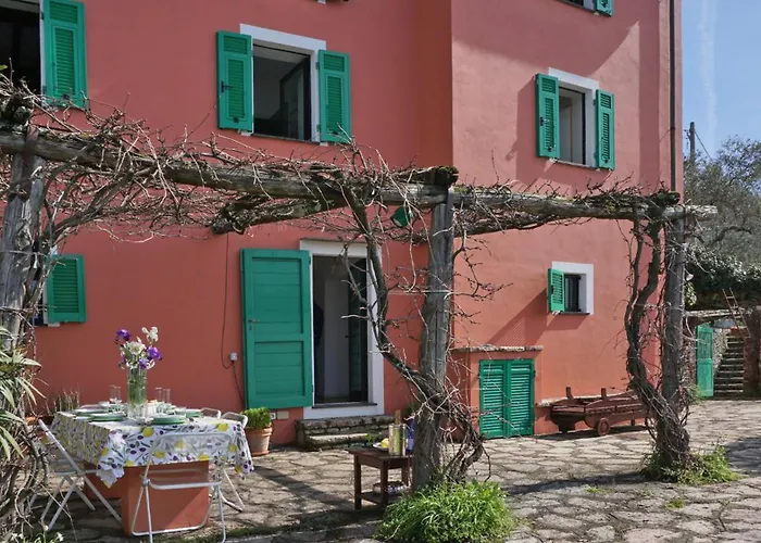 Miralunga La Villa